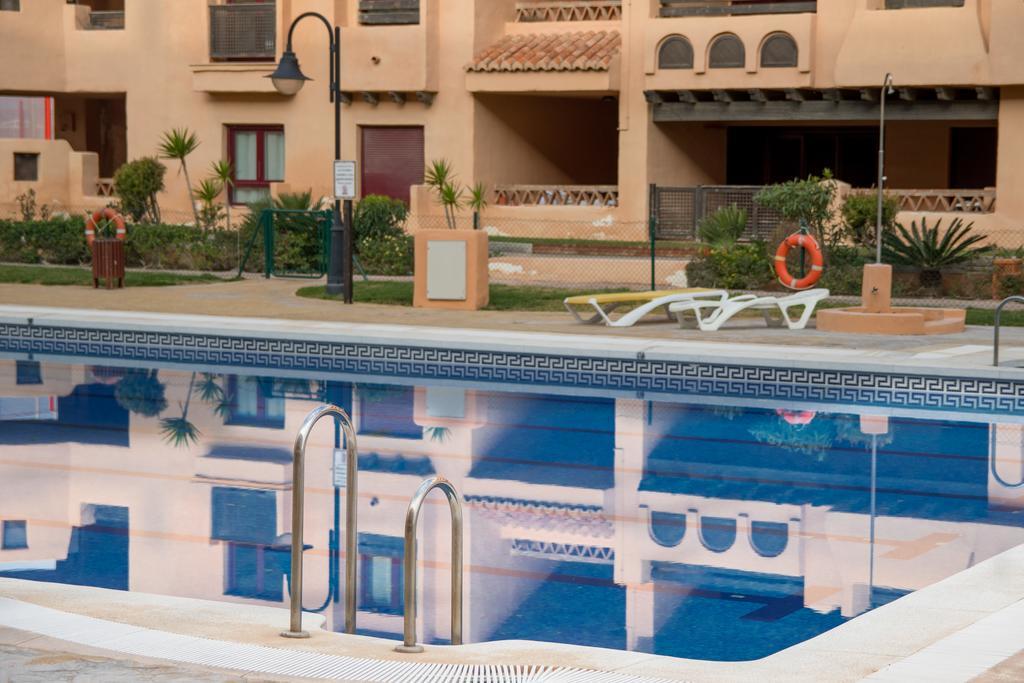 Apartamentos Turísticos Spiritmar Almerimar Bagian luar foto
